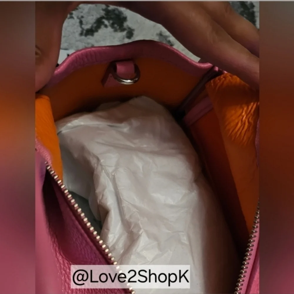 Marc Jacobs Pink Leather Tote with Strap - Picture 5 of 8